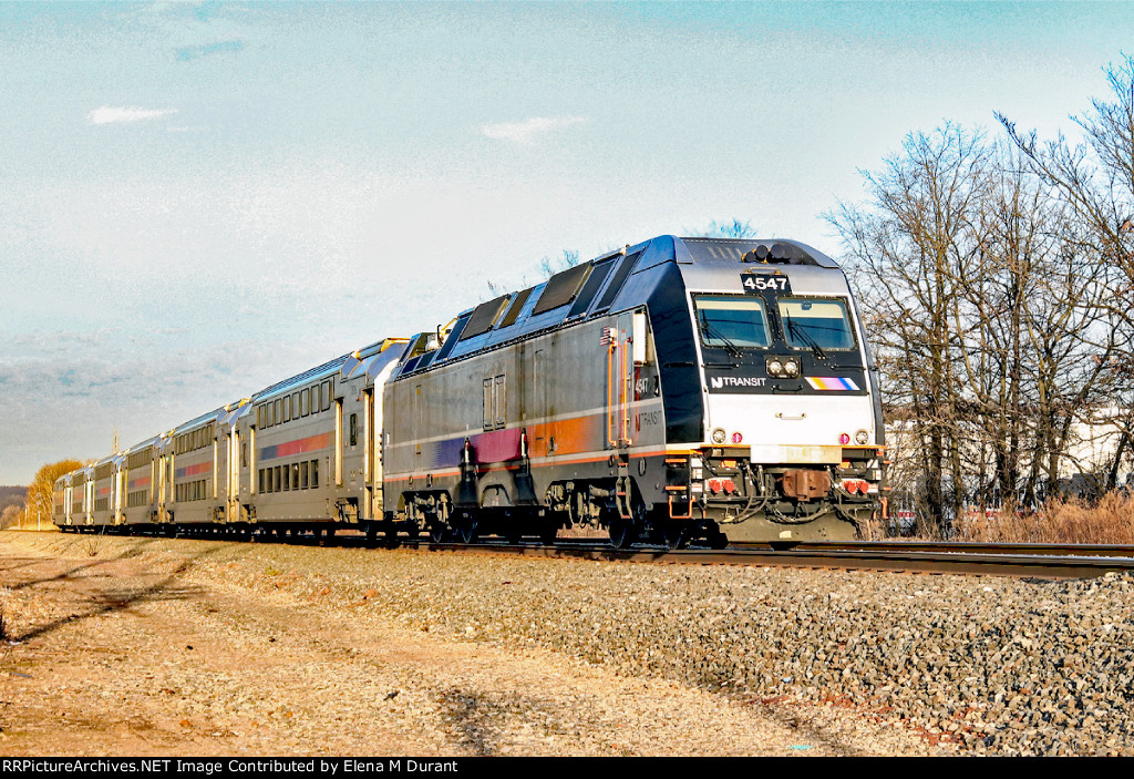 NJT 4547 on train 5742